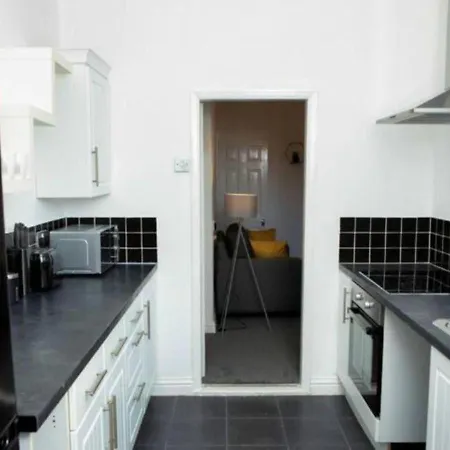 Daire Heartwarming 3 Bedroom Willow House With Free Parking Selby